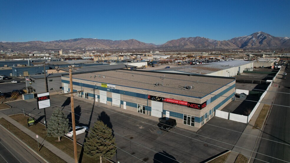 3555 S 700 W, Salt Lake City, UT à louer - Photo de l’immeuble – Image 2 sur 6
