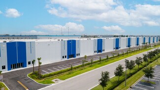 Plus de détails pour 10900 NW 146th St, Hialeah Gardens, FL - Industriel/Logistique à louer