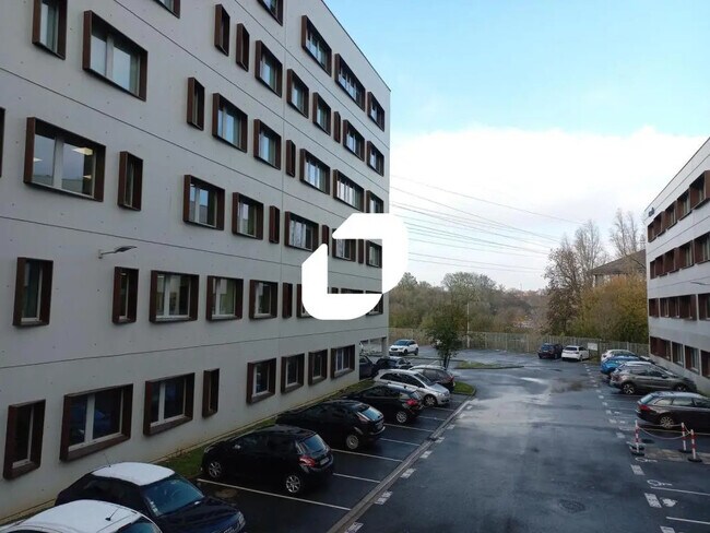 Plus de détails pour Bureau à louer