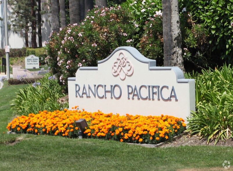 20001-20021 S Rancho Way, Rancho Dominguez, CA à louer - Photo de l’immeuble – Image 2 sur 4