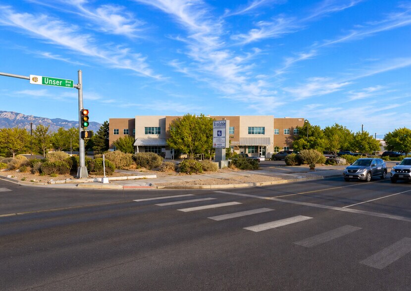500 Unser Blvd SE, Rio Rancho, NM à vendre - Photo de l’immeuble – Image 2 sur 7