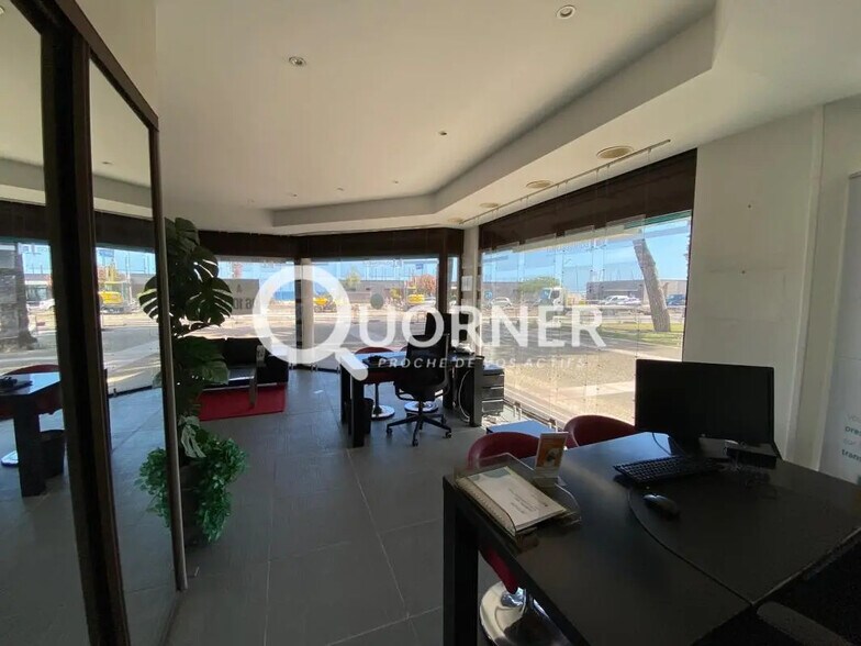 Local commercial dans Fréjus à louer - Photo de l’immeuble – Image 3 sur 4