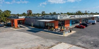 Plus de détails pour 719 W Walnut St, Rogers, AR - Local commercial à louer