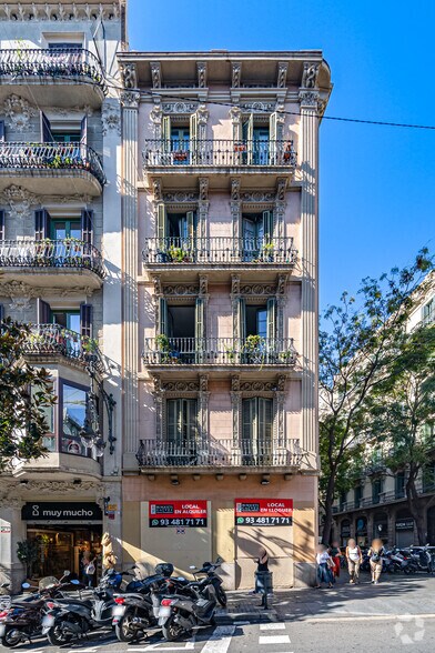 Local commercial dans Barcelone, Barcelona à louer - Photo de l’immeuble – Image 1 sur 1
