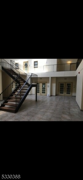 170 Kinnelon Rd Office Condo Package portefeuille de 6 biens à vendre sur LoopNet.fr - Photo de l’immeuble – Image 2 sur 3