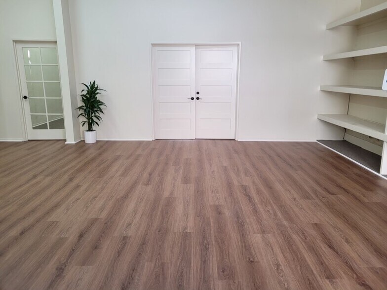 327 S Western Ave, Los Angeles, CA à vendre - Photo intérieure – Image 2 sur 27