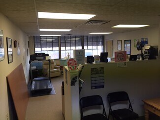 Plus de détails pour 1920 W MARSHALL St, Norristown, PA - Bureau à louer
