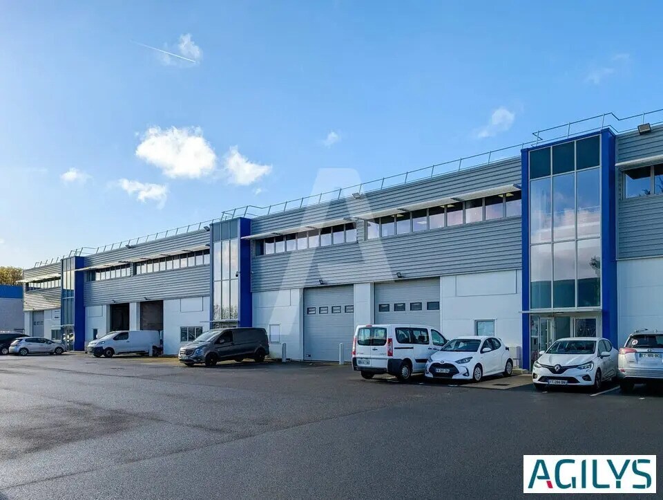 Local d’activités dans Brétigny-sur-Orge à louer Photo de l’immeuble– Image 1 sur 13