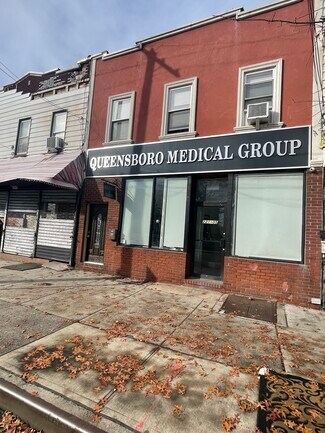 Plus de détails pour 22105 Jamaica Ave, Queens Village, NY - Local commercial à vendre