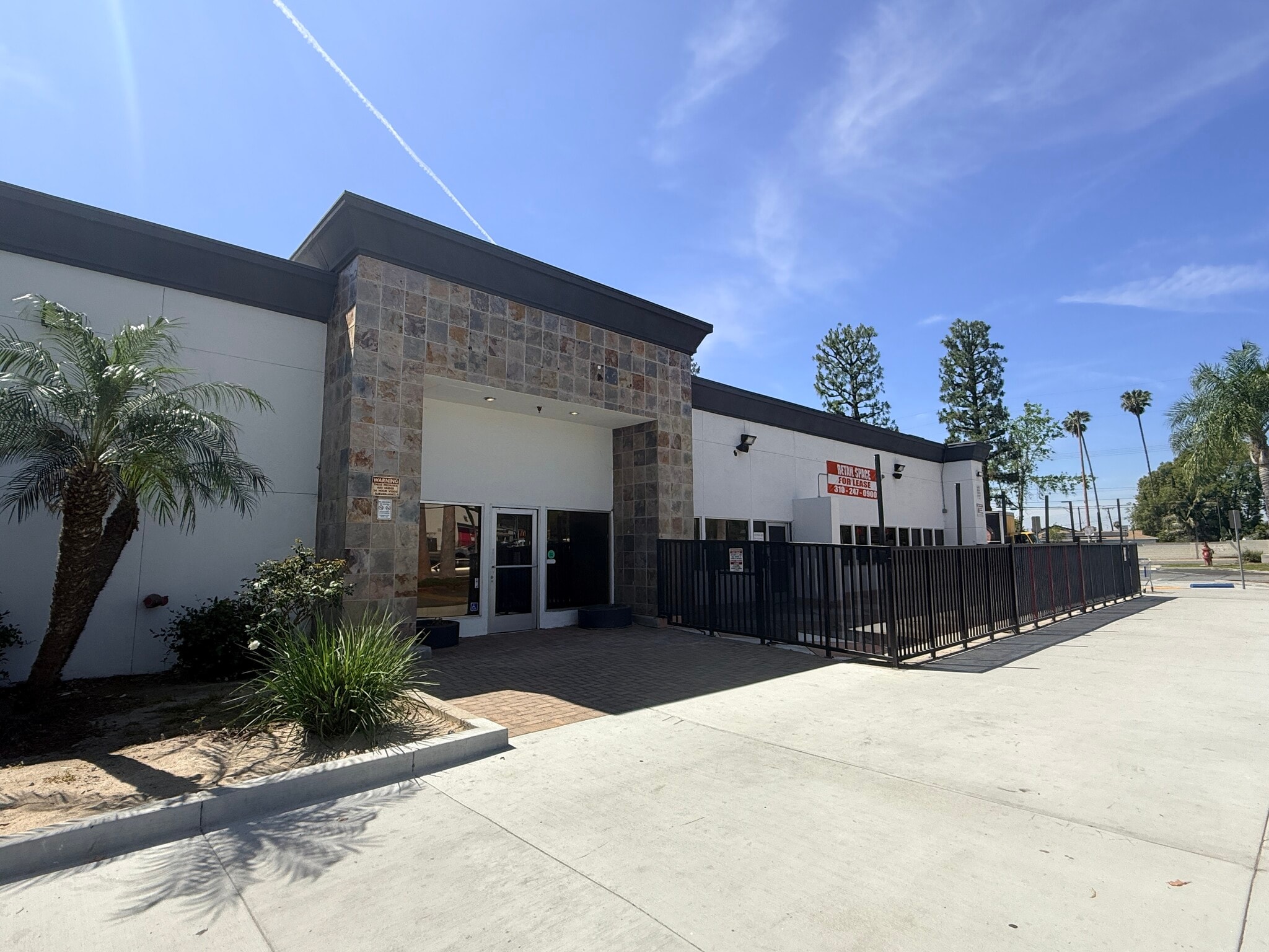 1512-1524 E Amar Rd, West Covina, CA à louer Photo intérieure– Image 1 sur 4