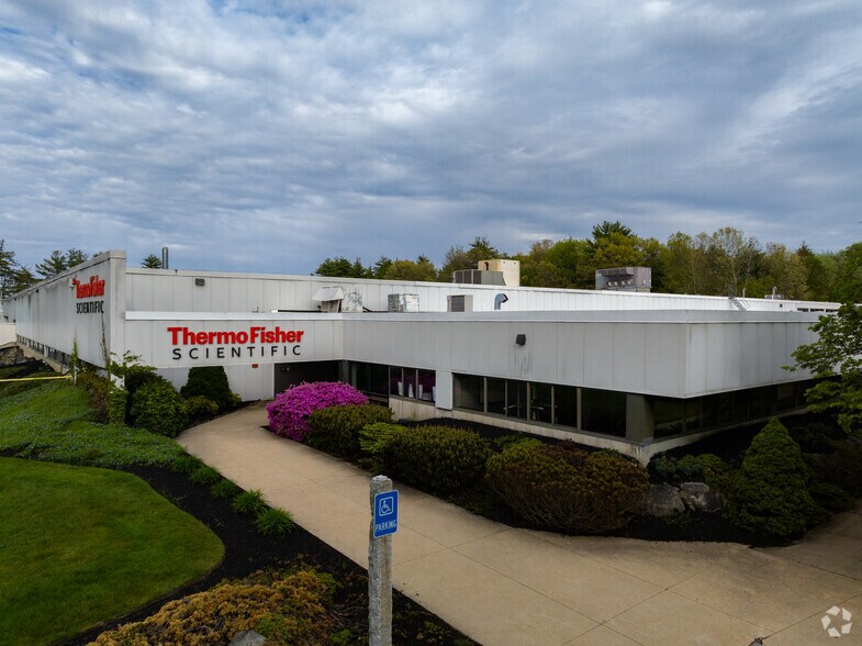 25 Nimble Hill Rd, Newington, NH à louer - Photo de l’immeuble – Image 1 sur 6