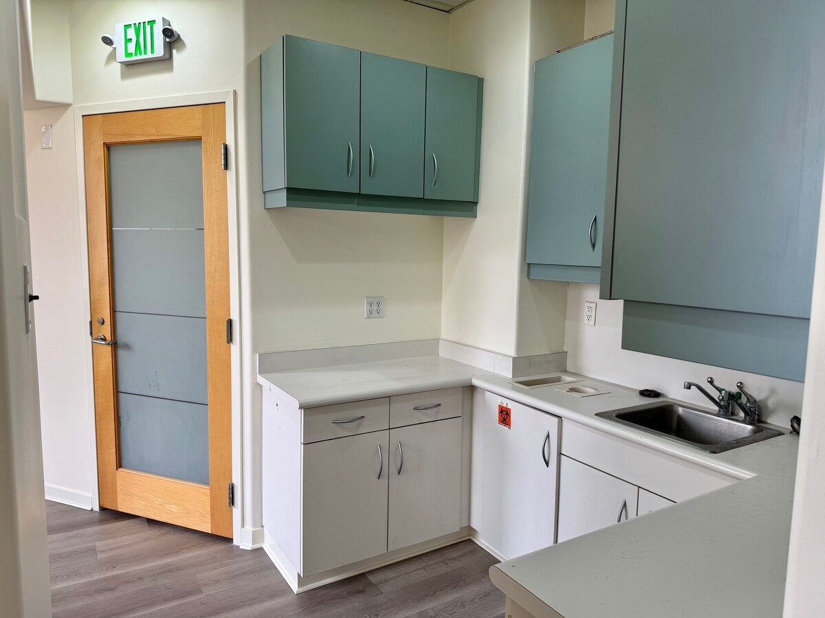 490 Post St, San Francisco, CA 94102 - Lot 649 -  - Photo intérieure - Image 2 of 7