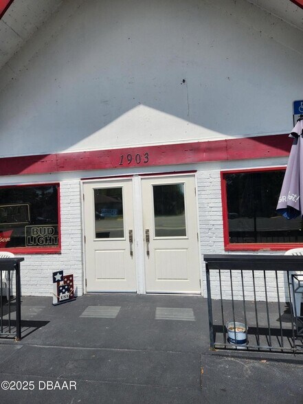1903 S Ridgewood Ave, Daytona Beach, FL à vendre - Photo de l’immeuble – Image 2 sur 18