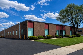 Plus de détails pour 735 N Cass Ave, Westmont, IL - Local d'activités à louer
