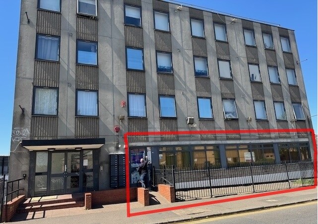 119 Neasden Ln, Londres à louer - Photo principale – Image 1 sur 5