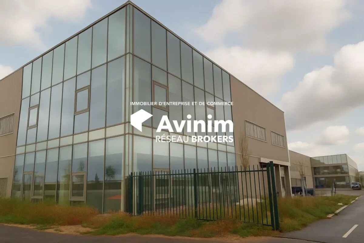 Industriel/Logistique dans Tremblay-en-France à vendre Photo de l’immeuble– Image 1 sur 4