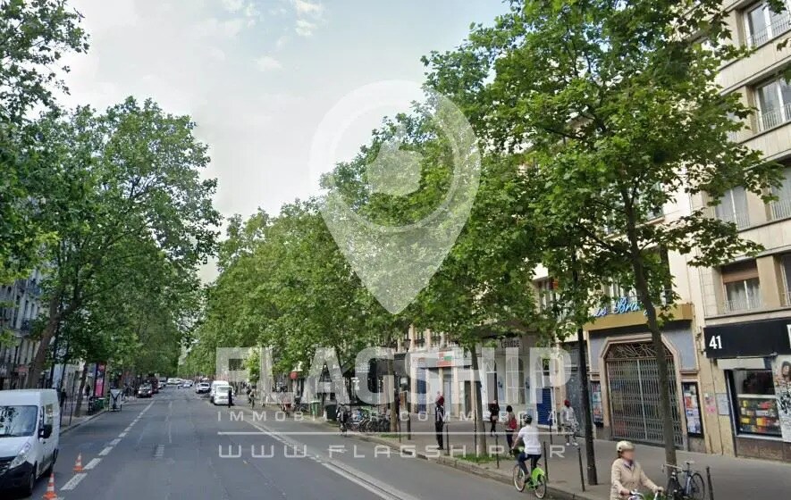 Bureau dans Paris à vendre Photo de l’immeuble– Image 1 sur 4