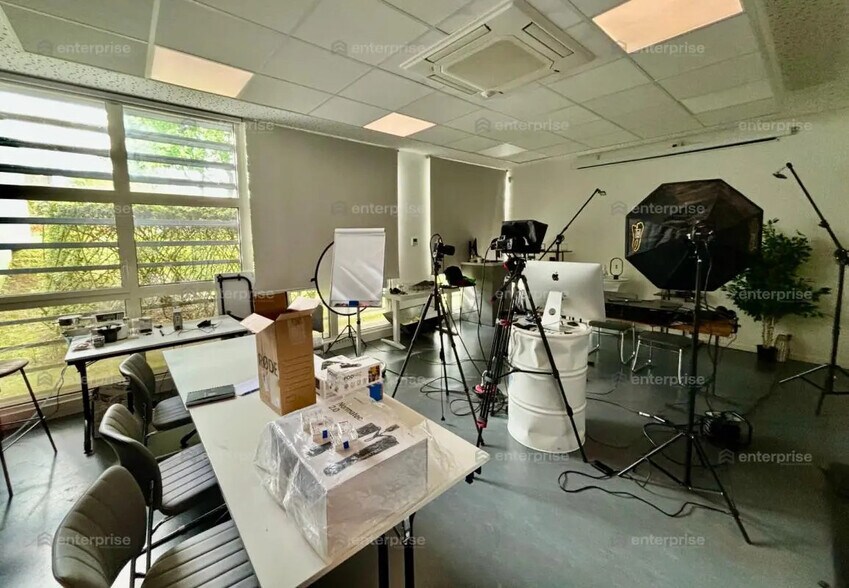 Bureau dans Amiens à louer - Photo de l’immeuble – Image 1 sur 4