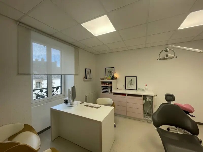 Bureau dans Lorient à vendre Photo intérieure– Image 1 sur 11