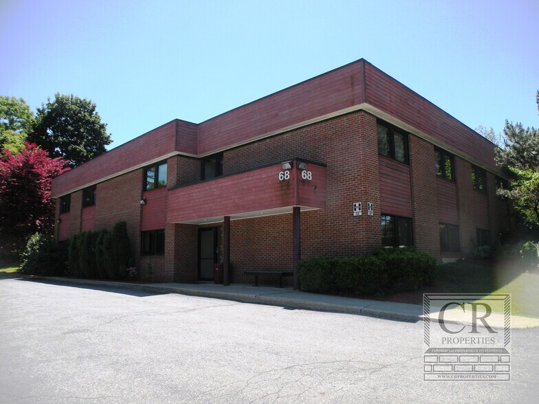 68 W Cedar St, Poughkeepsie, NY à louer - Photo de l’immeuble – Image 1 sur 13