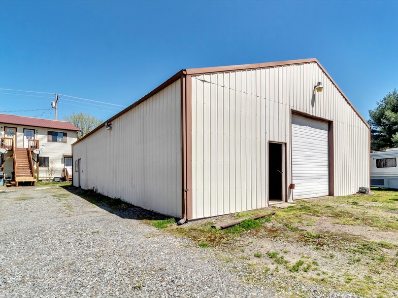 29 Asbury Rd, Waynesville, NC à vendre - Photo de l’immeuble – Image 3 sur 22