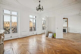 Plus de détails pour 17 Place De La République, Paris - Bureau à louer