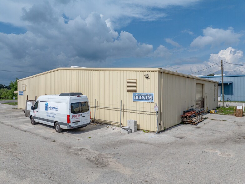 2621 Skyview Dr, Lakeland, FL à louer - Photo de l’immeuble – Image 3 sur 5