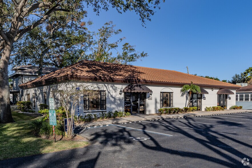 1500 4th St N, Saint Petersburg, FL à louer - Photo de l’immeuble – Image 2 sur 3