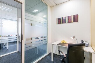 Plus de détails pour 201 Rue Carnot, Fontenay-sous-Bois - Bureau à louer