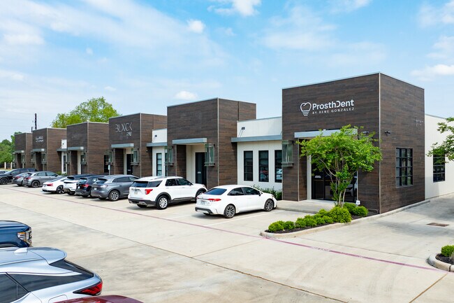 Plus de détails pour The Woodlands Design Center Portfolio – Bureau à vendre, Magnolia, TX