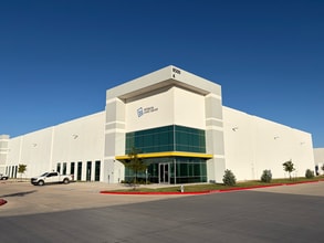 Parmer Lane & US 290, Manor, TX à louer Photo de l’immeuble– Image 2 sur 2