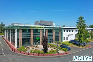 Plus de détails pour Local d'activités à louer