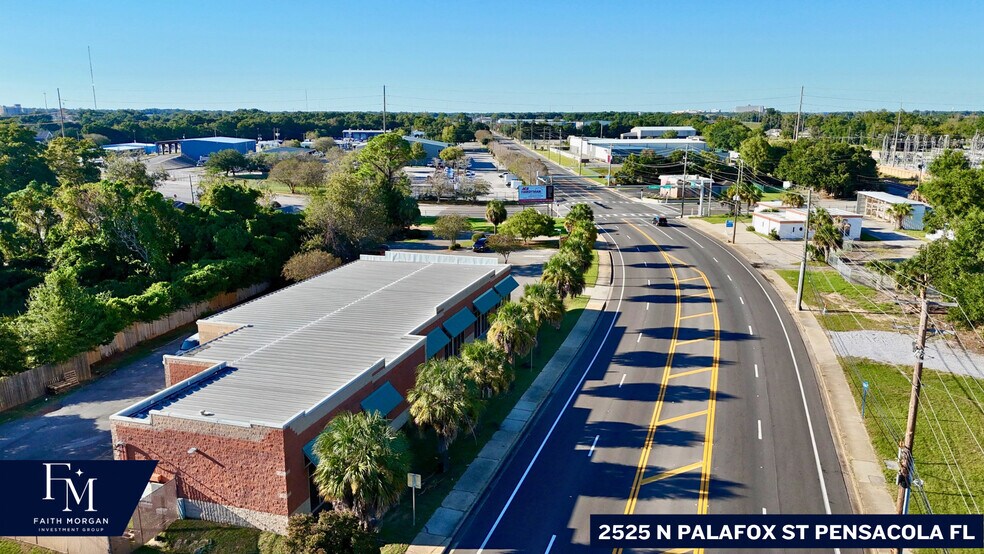 2525 N Palafox St, Pensacola, FL à louer - Photo de l’immeuble – Image 3 sur 22