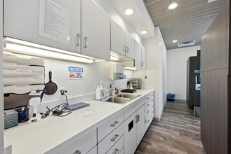 7138 S Highland Dr, Salt Lake City, UT à louer Photo intérieure– Image 1 sur 20