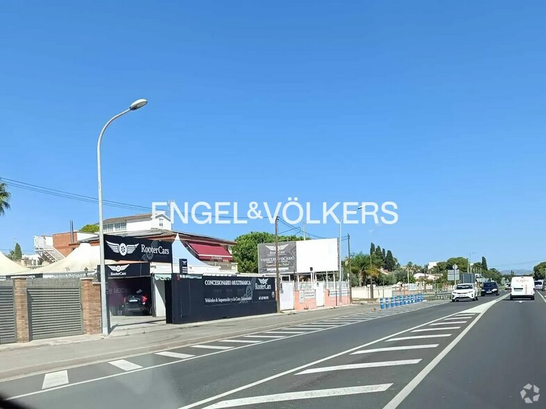 Local commercial dans Cunit, Tarragona à vendre - Photo de l’immeuble – Image 2 sur 5