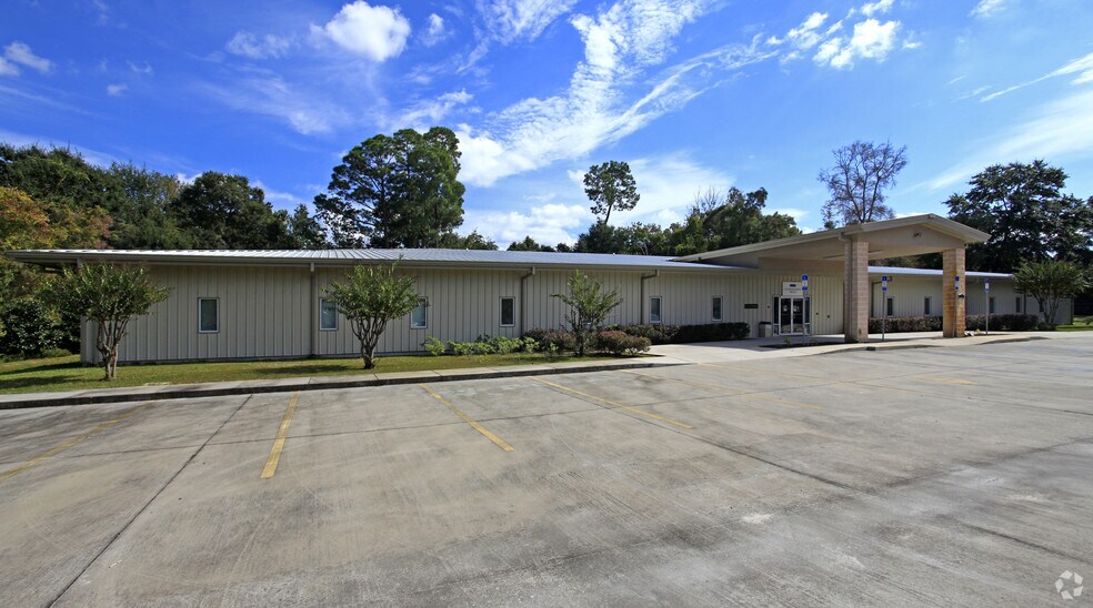 230 N Tyndall Pky, Panama City, FL à louer - Photo de l’immeuble – Image 3 sur 13