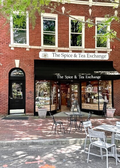 135 W Main St, Spartanburg, SC à louer - Photo de l’immeuble – Image 2 sur 13