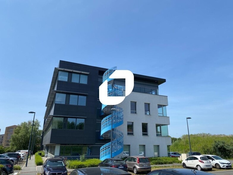 300 Rue De Lille, Marquette-lez-Lille à louer - Photo de l’immeuble – Image 2 sur 7