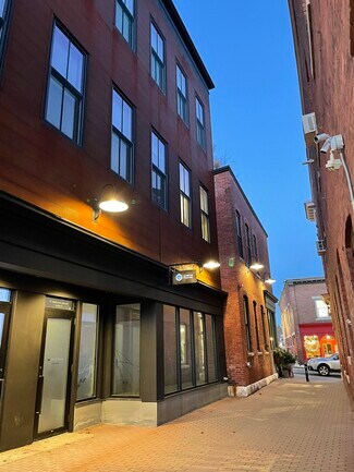 Plus de détails pour 47 Railroad St, Great Barrington, MA - Local commercial à louer