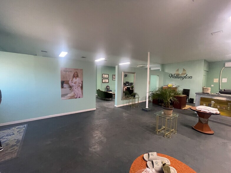 5719 Boulder Hwy, Las Vegas, NV à louer - Photo de l’immeuble – Image 3 sur 12