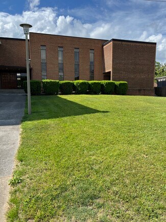 Plus de détails pour 200 E Fudge St, Covington, VA - Bureau à louer