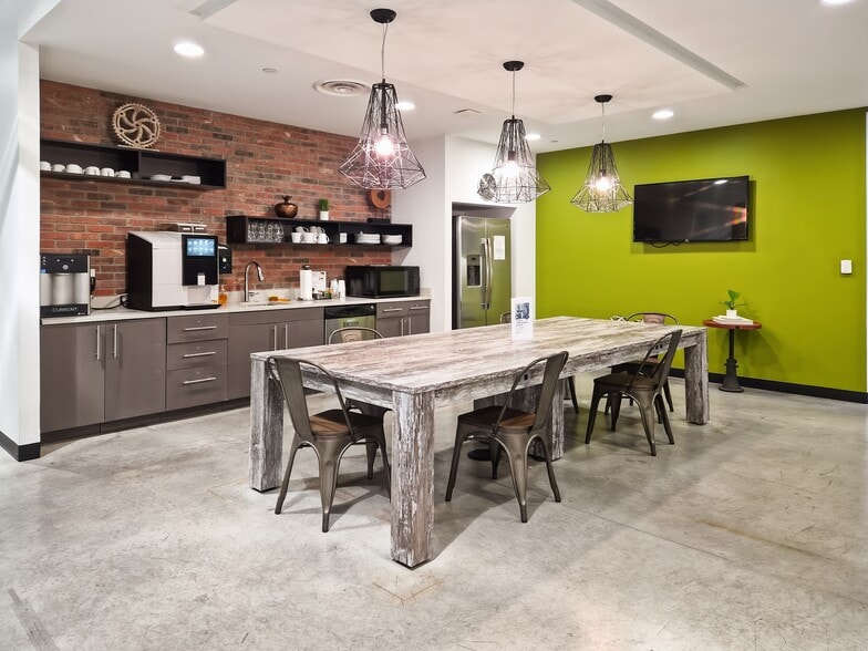 3800 N Lamar Blvd, Austin, TX à louer - Photo intérieure – Image 3 sur 15