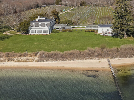 59600 Main Road, Southold, NY à vendre - Aérien – Image 1 sur 10