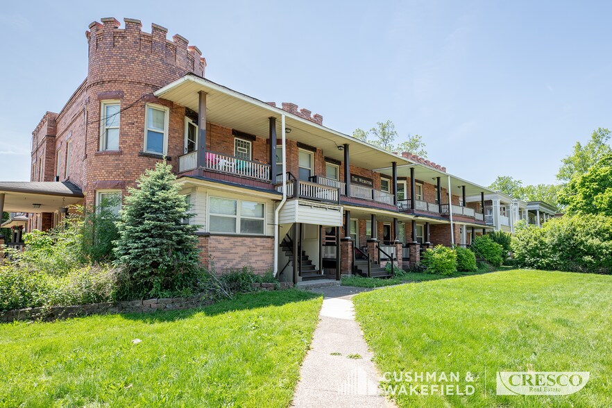 14801 Clifton Blvd, Lakewood, OH à vendre - Photo de l’immeuble – Image 1 sur 14
