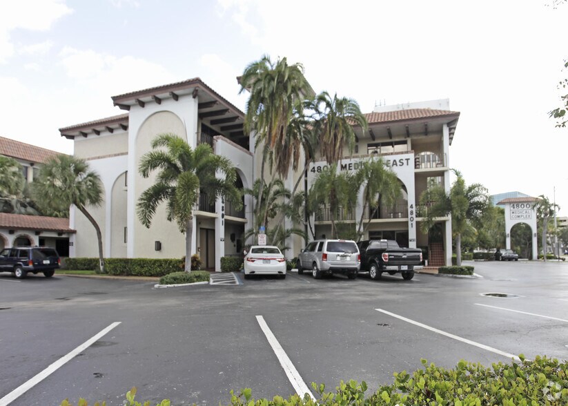 4801 N Federal Hwy, Fort Lauderdale, FL à vendre - Photo principale – Image 1 sur 174
