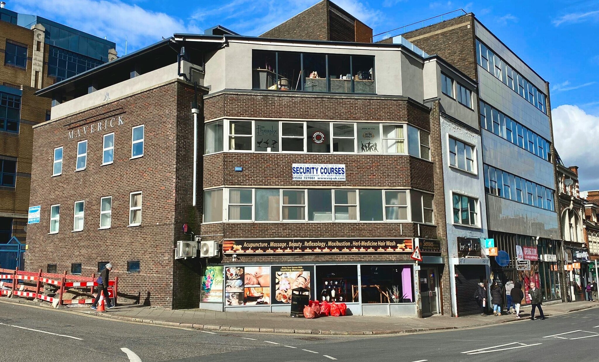 28-34 Chapel St, Luton à louer Photo principale– Image 1 sur 3