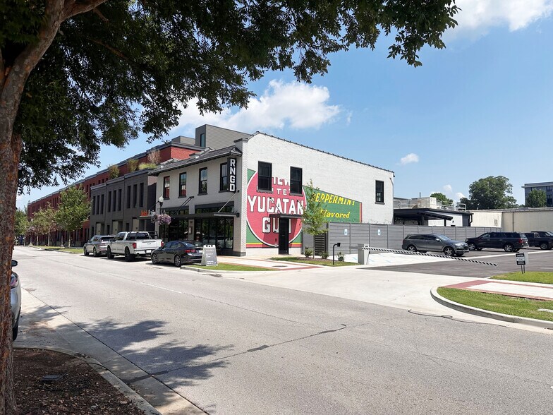 222 Washington St NE, Huntsville, AL à louer - Photo de l’immeuble – Image 2 sur 2