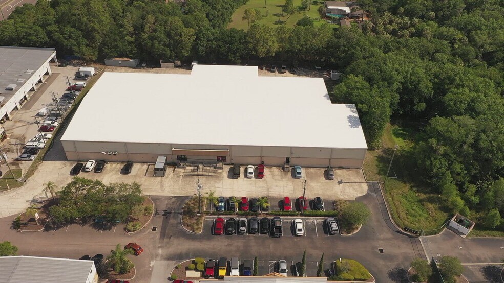 9935 Race Track Rd, Tampa, FL à louer - Vidéo sur l’annonce professionnelle – Image 2 sur 34