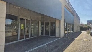 Plus de détails pour Local commercial à louer