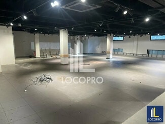 Plus de détails pour Local commercial à louer